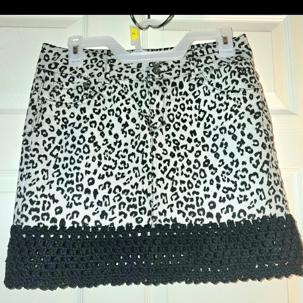 Upc6cled Skirt With Black Border. 30" Waist